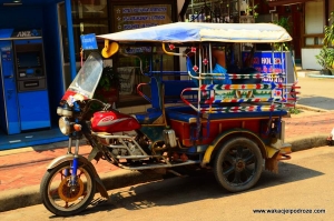 Laos tuktuk