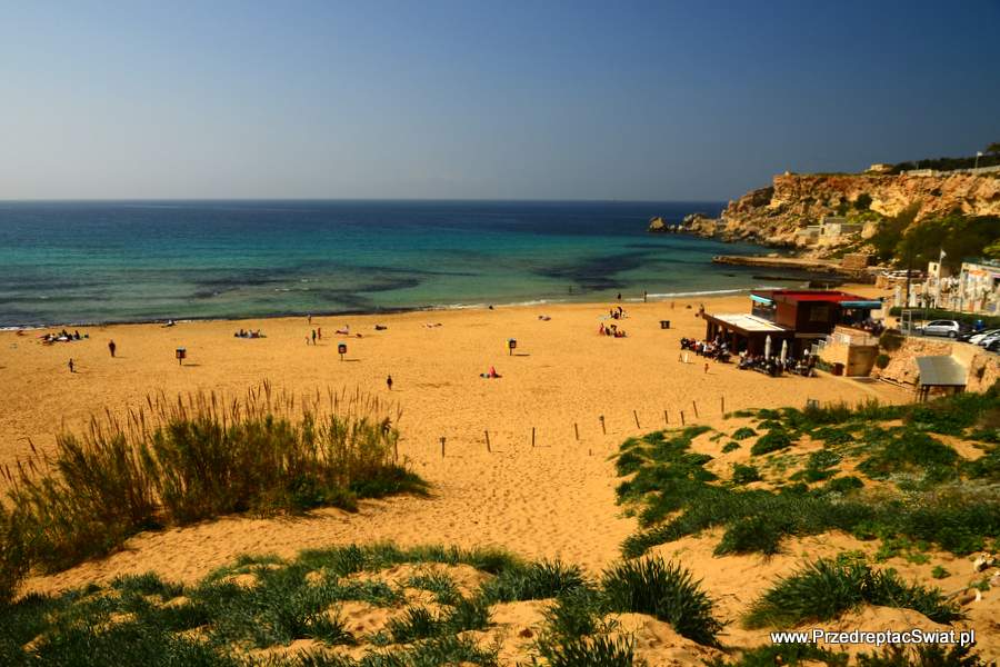 Co warto zobaczyć na Malcie - plaża Golden Bay