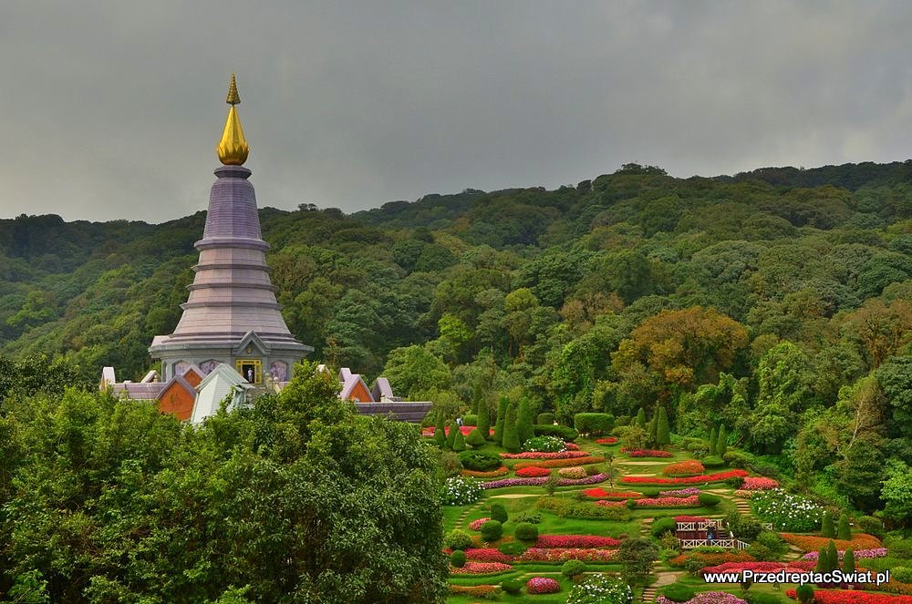 Świątynia w parku Doi Inthanon