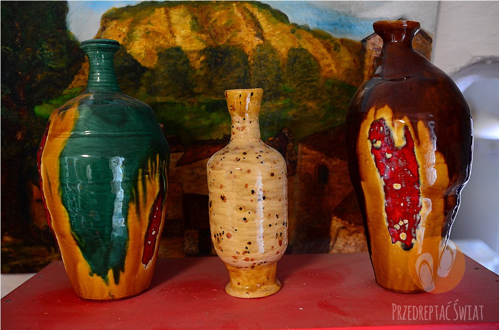 Wyroby artystów z Cuevas del Rodeo w Rojales
